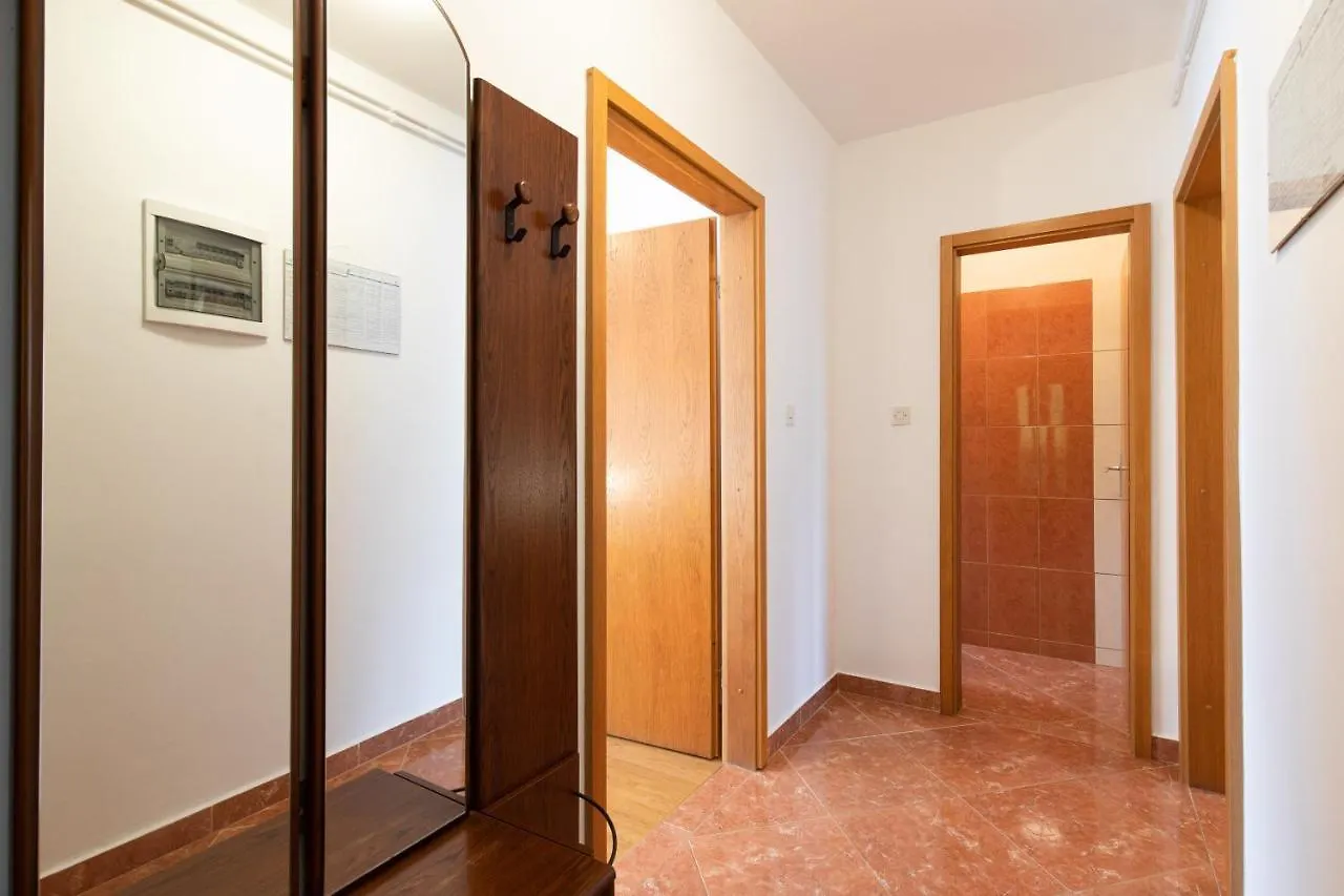 Justic Apartment Krk Town