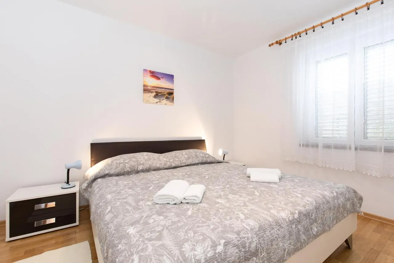 Justic Apartment Krk Town Croatia
