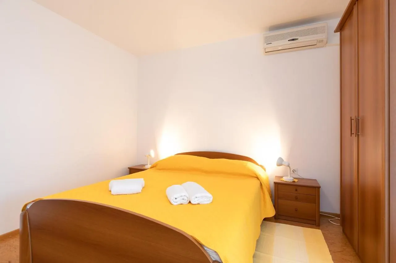 Justic Apartment Krk Town